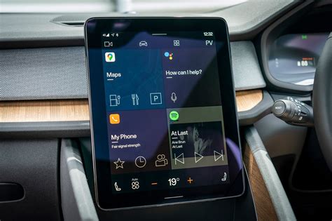 android automotive.